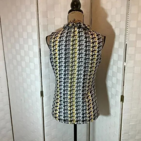 banana republic sleeveless blouse size small - Picture 3 of 7